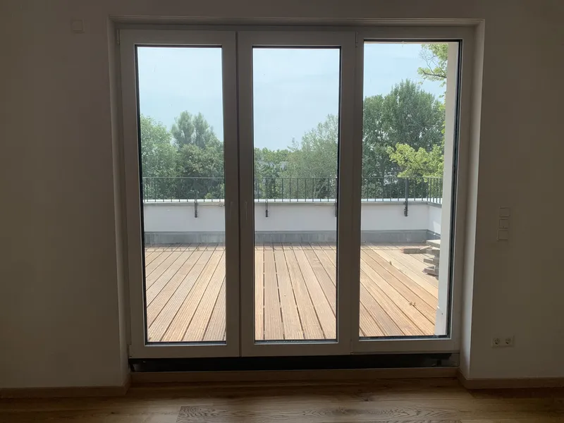 Neubau direkt Schlosspark: 4,5-Zimmer-Dachgeschosswohnung in Berlin-Niederschönhausen — photo 1